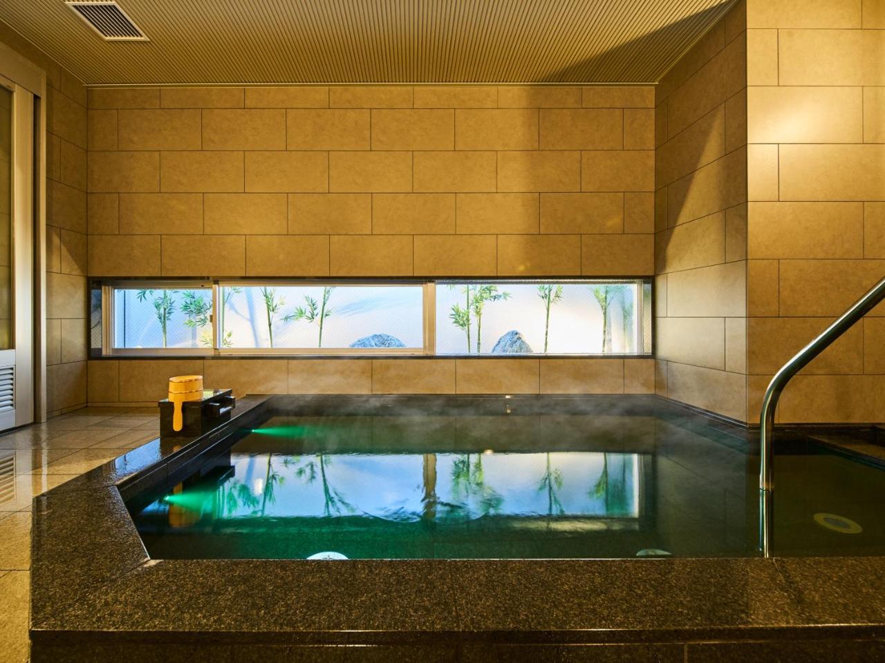 Super Hotel Mihara Ekimae Экстерьер фото