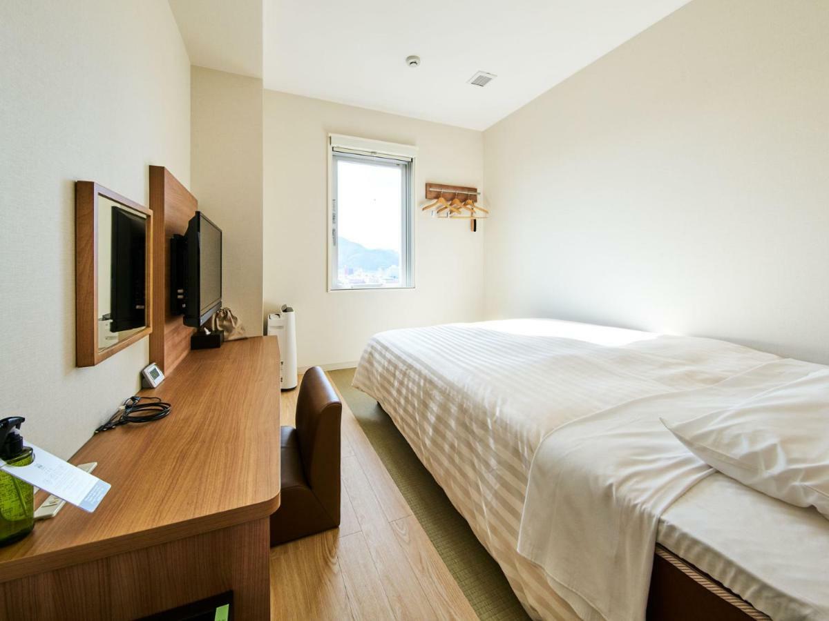 Super Hotel Mihara Ekimae Экстерьер фото